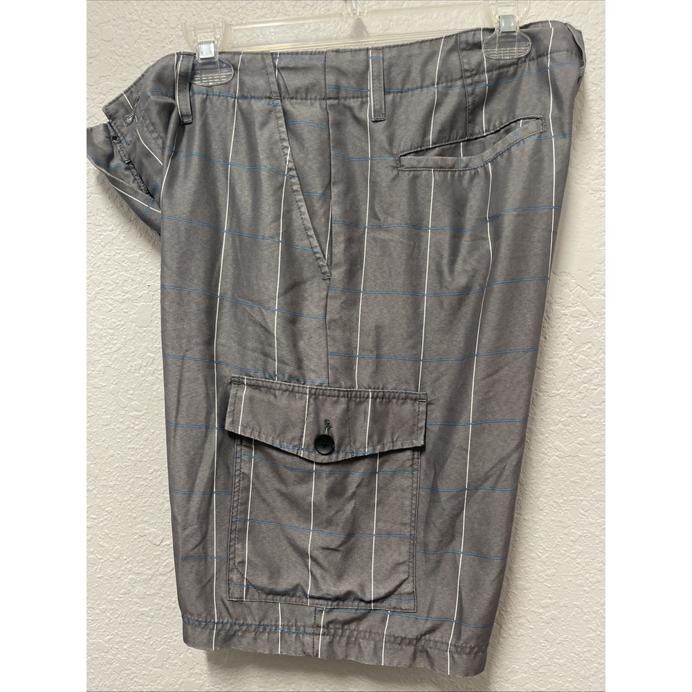 Urban Pipeline Men's Cargo Shorts "Hits At Knee" Size 34